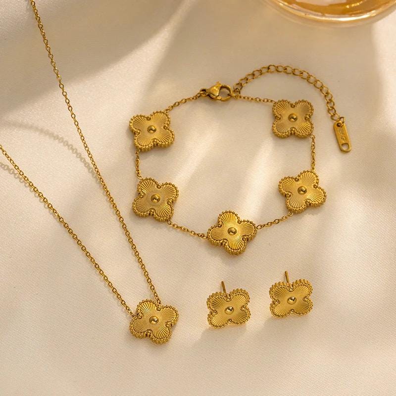 Koreanische Geometrische Halskette-Armkette-Ohrringe 3er Set aus 18 Karat Vergoldetem Titan Stahl